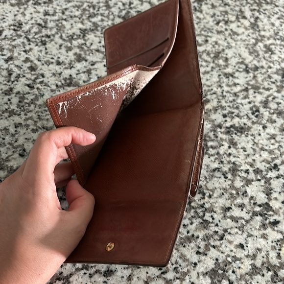 Louis Vuitton Wallet - Picture 6 of 7